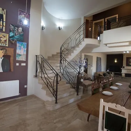 فيلة Sunshine Luxury House أيا نابا